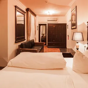 Hotel Aviv, Dresde